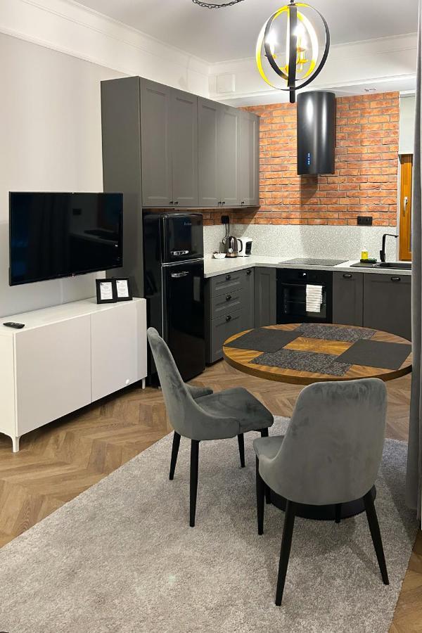 Labo Apartment Metro Mlociny Varsovia Exterior foto